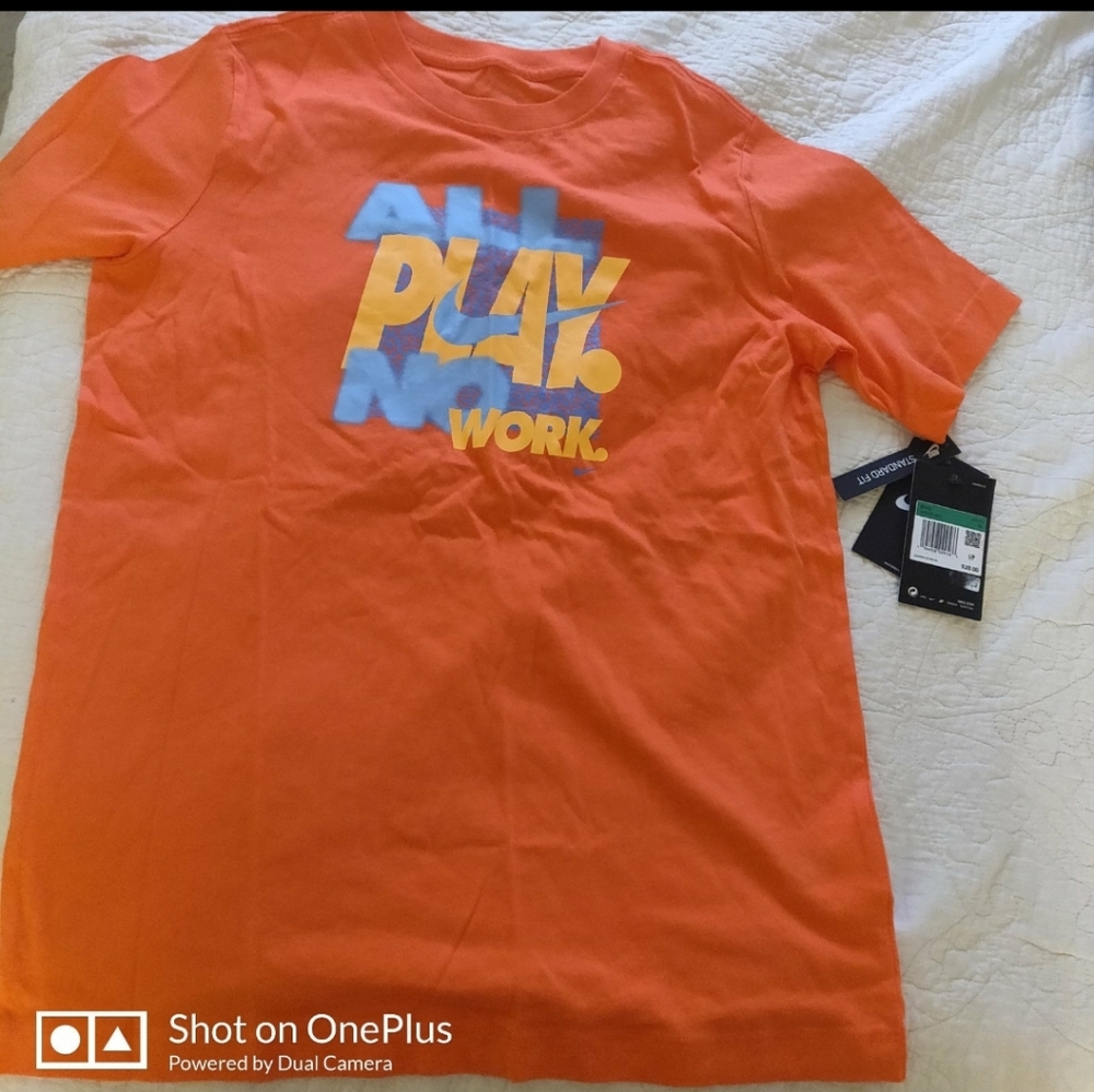 Boys Nike tee
